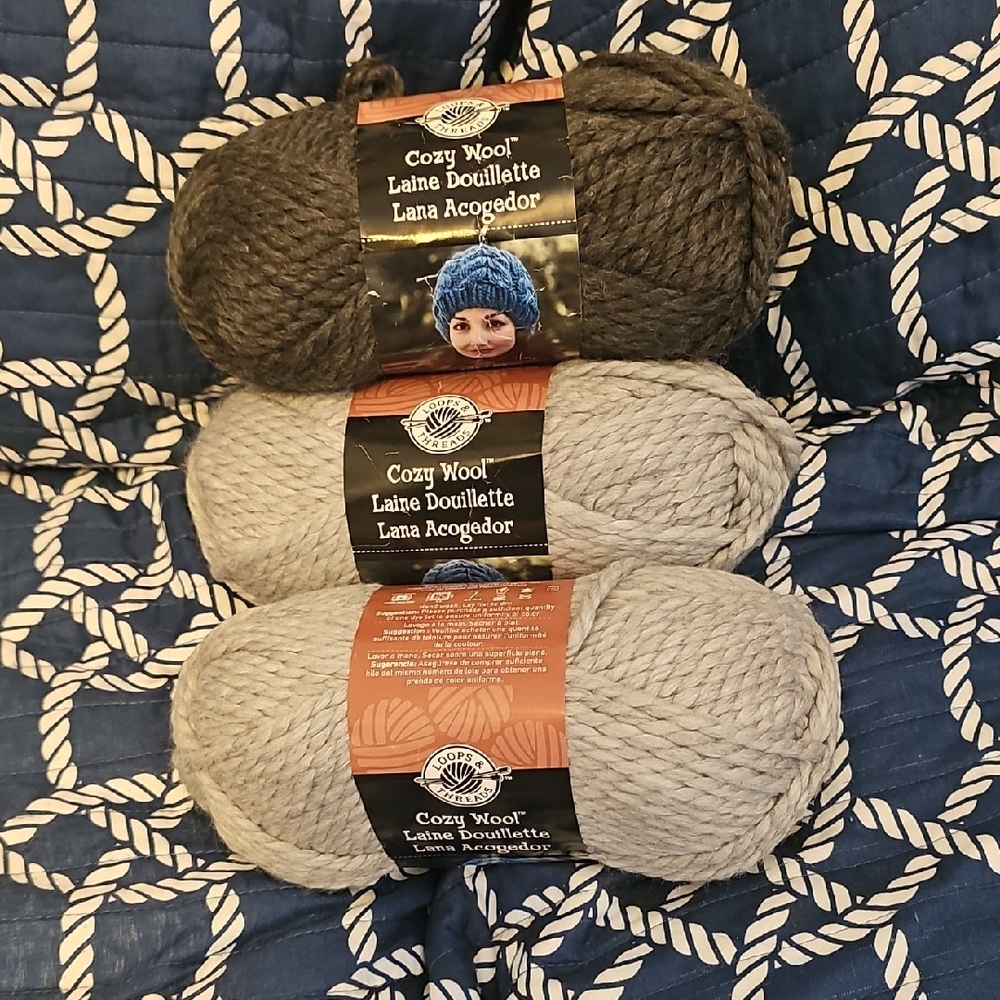 Loop & Threads Yarn Bundle - Black, Gray, Cream